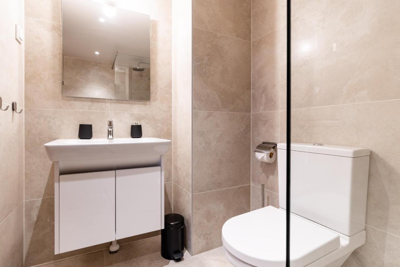 Dream Stay - Modern City Centre Lofts With Self Check-In Tallin Zewnętrze zdjęcie