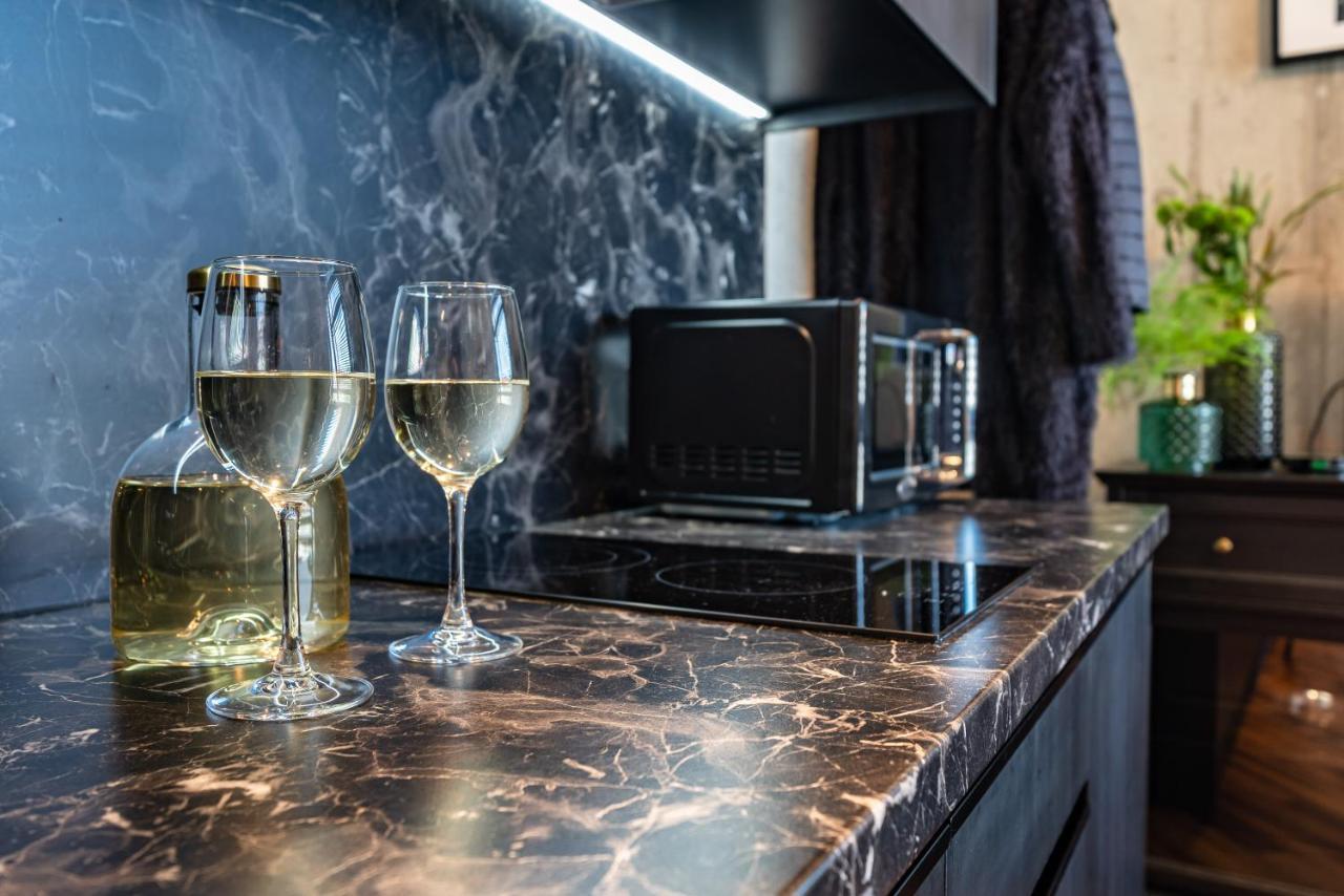Dream Stay - Modern City Centre Lofts With Self Check-In Tallin Zewnętrze zdjęcie