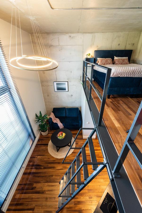 Dream Stay - Modern City Centre Lofts With Self Check-In Tallin Zewnętrze zdjęcie